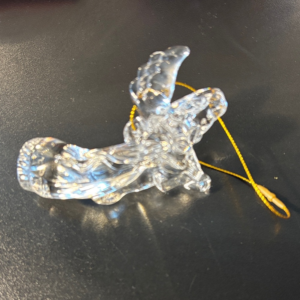 NW box and pouch 2003 Waterford Crystal angel ornament. Retired piece
